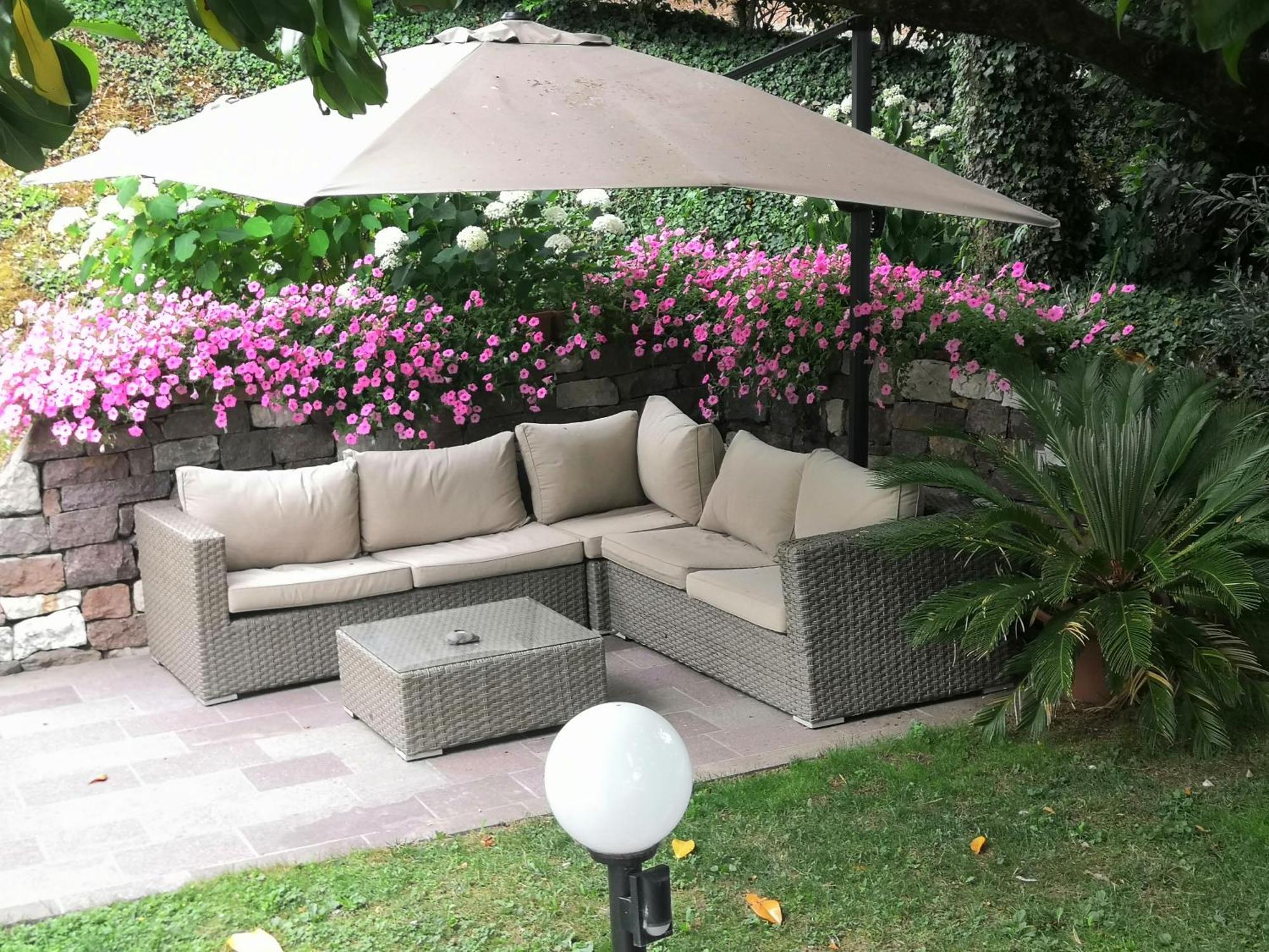 Burgunderhof Villa มอนตาญา ภายนอก รูปภาพ