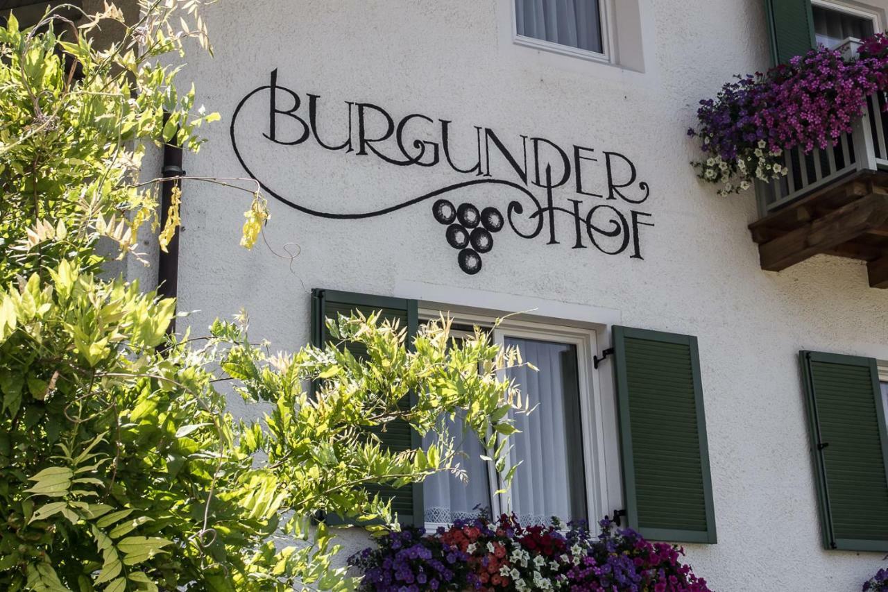 Burgunderhof Villa มอนตาญา ภายนอก รูปภาพ